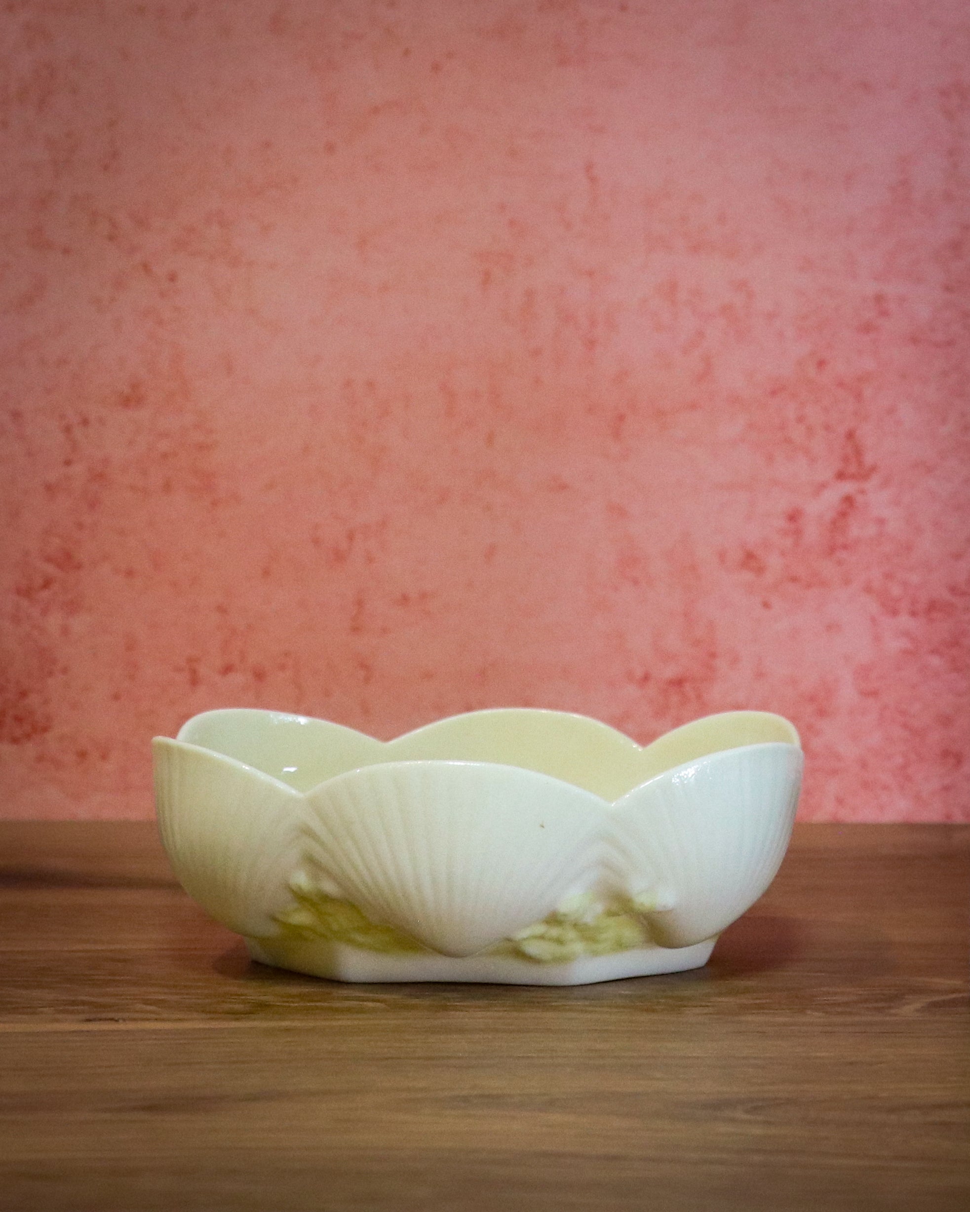 Vintage Belleek Ireland Shell Bowl – Yellow Lustre Trim, 7th Black Mark Porcelain Dish