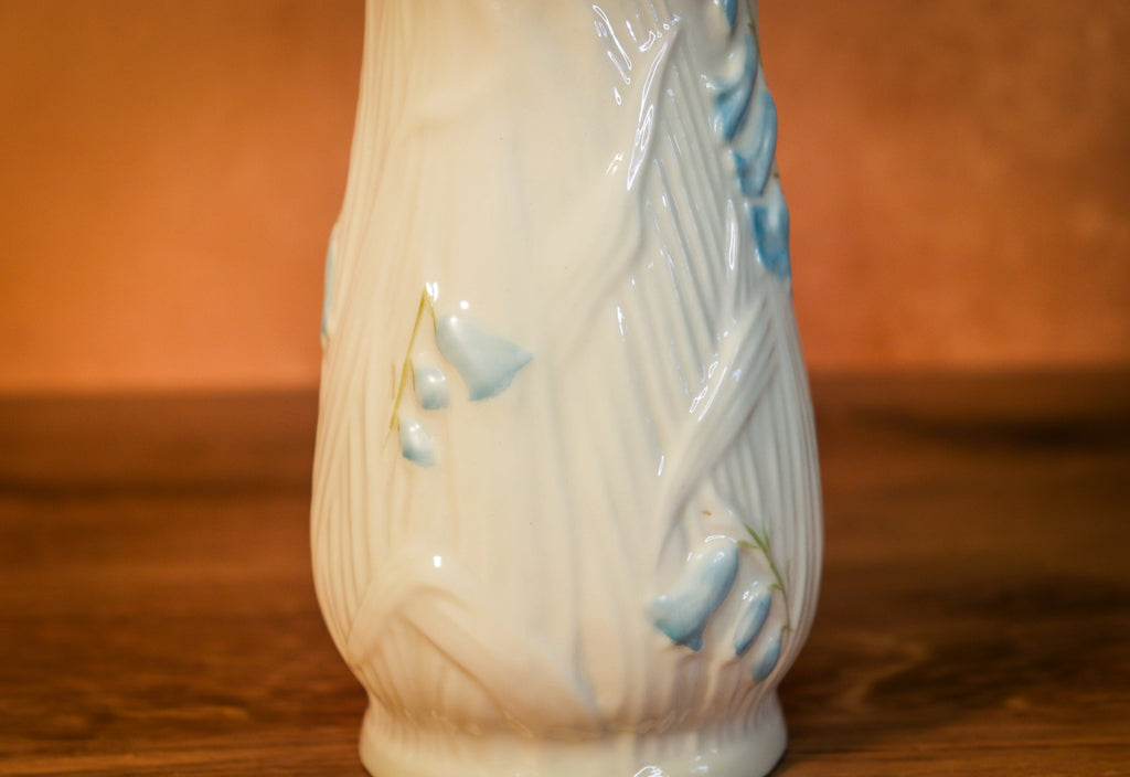 Belleek Harebell Vase – Vintage Irish Porcelain Bluebell Flower Vase, Made in Ireland