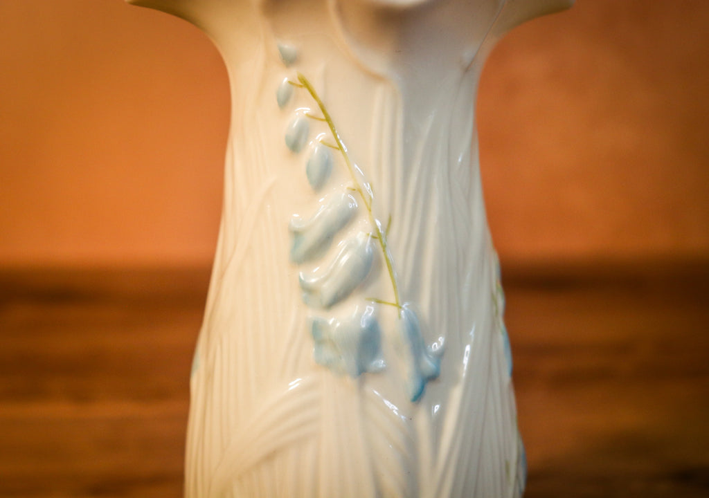 Belleek Harebell Vase – Vintage Irish Porcelain Bluebell Flower Vase, Made in Ireland