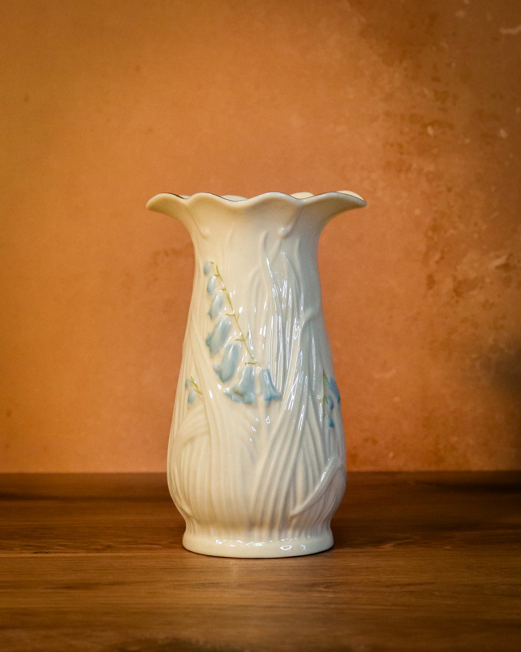 Belleek Harebell Vase – Vintage Irish Porcelain Bluebell Flower Vase, Made in Ireland