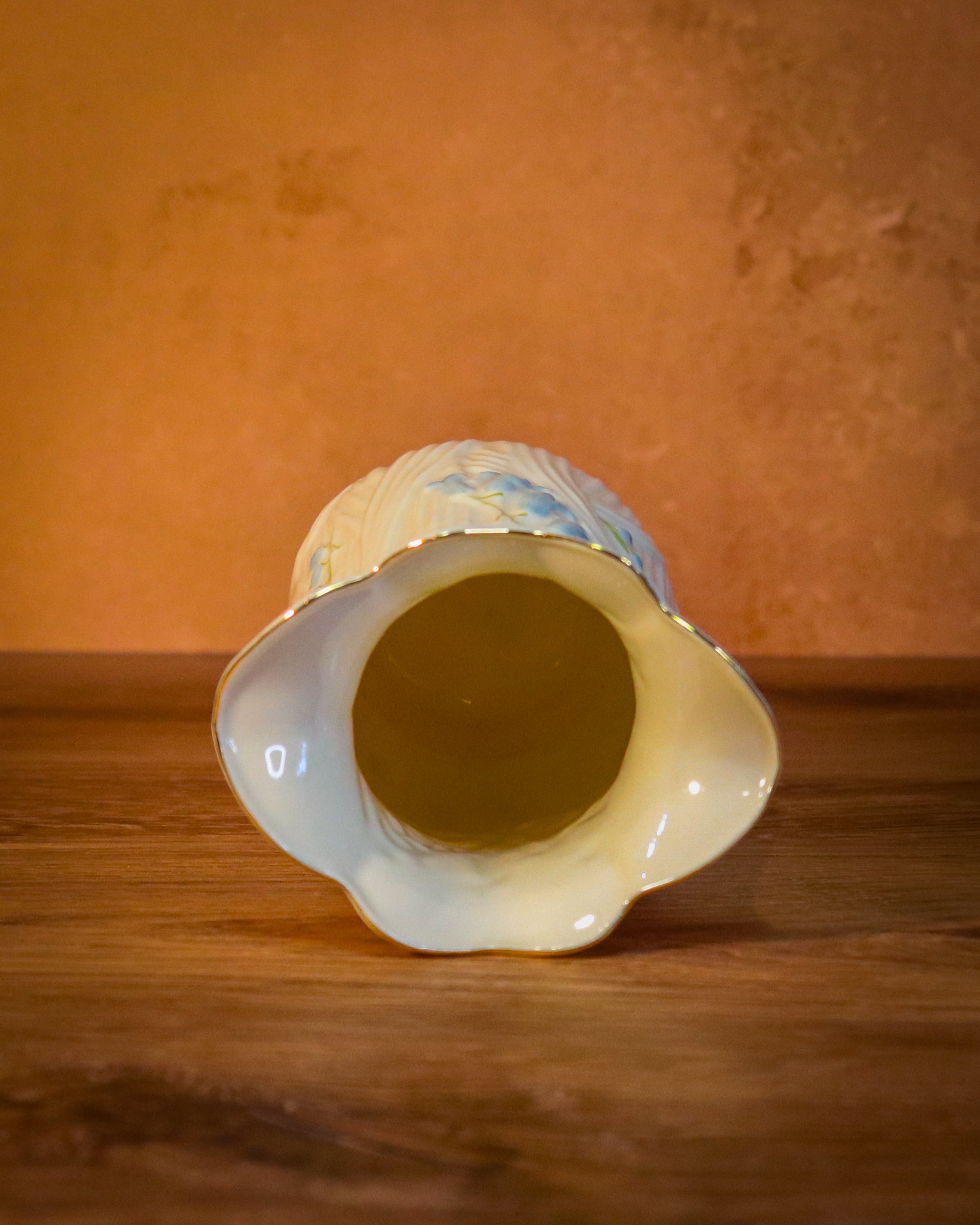 Belleek Harebell Vase – Vintage Irish Porcelain Bluebell Flower Vase, Made in Ireland