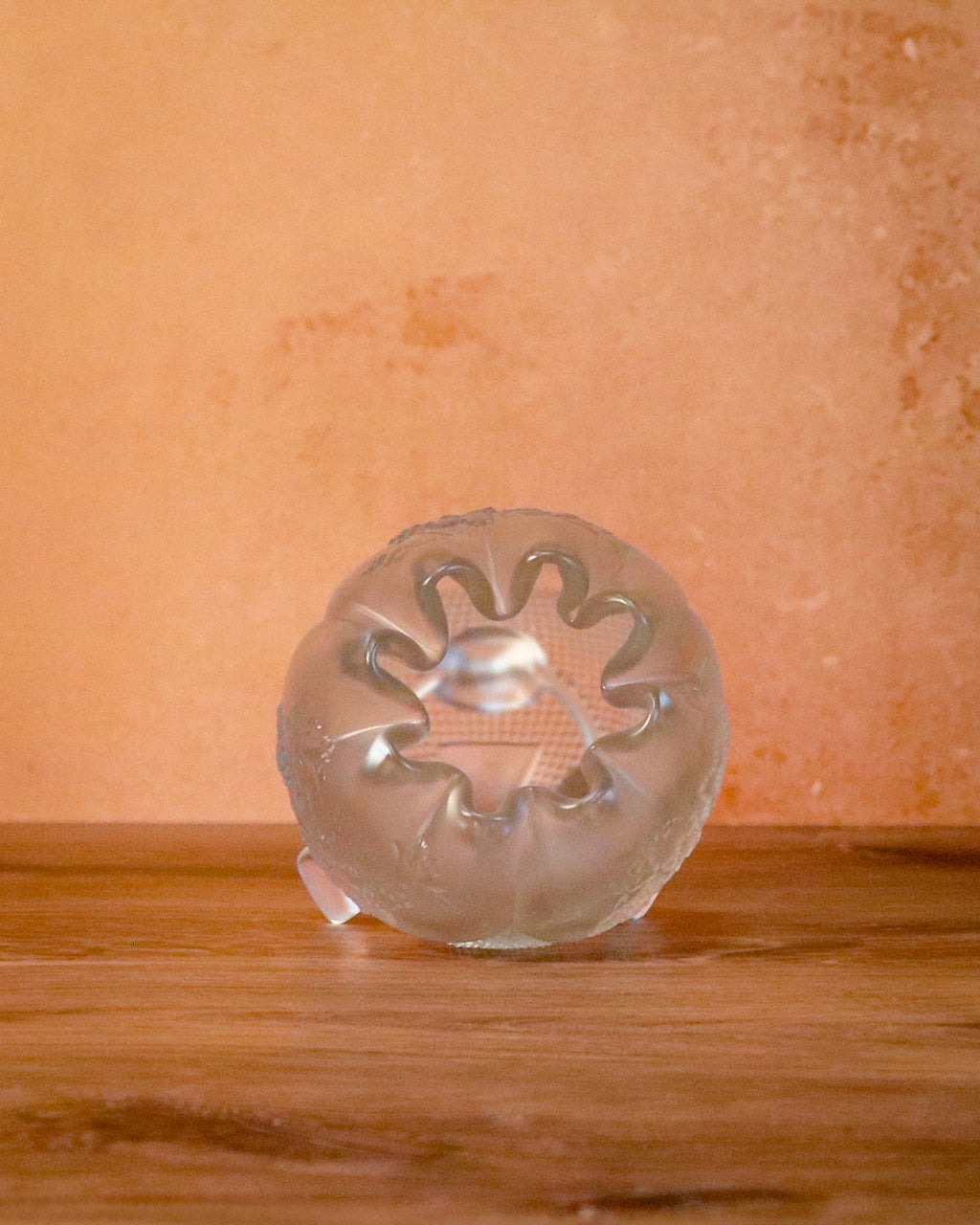 Vintage Fenton Frosted Satin Glass Rose Bowl – Grapes & Leaves Relief Vase
