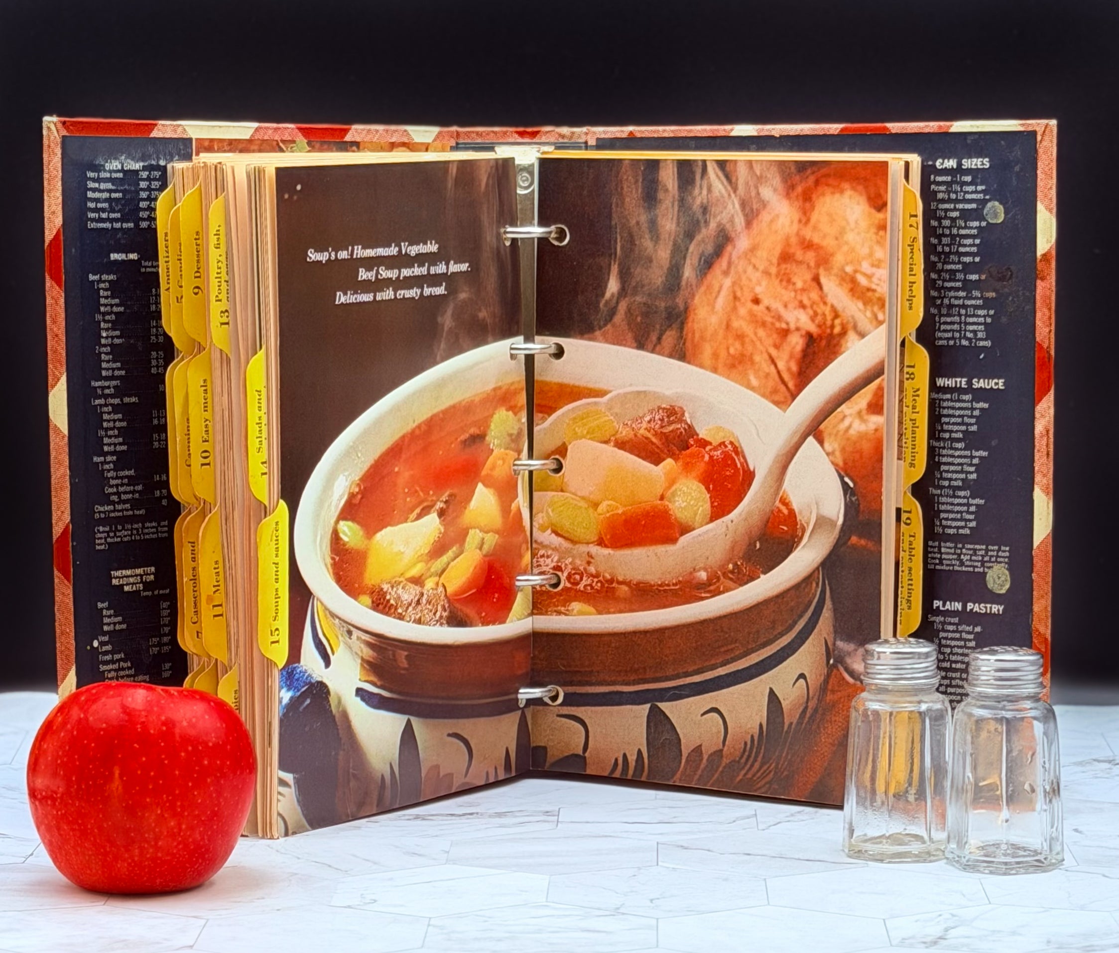 Vintage Betty Crocker’s New & Revised Cookbook (1969–1978) – Hardcover Binder Cookbook